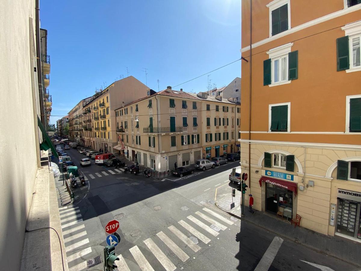 Appartamento Albatros Savona Esterno foto